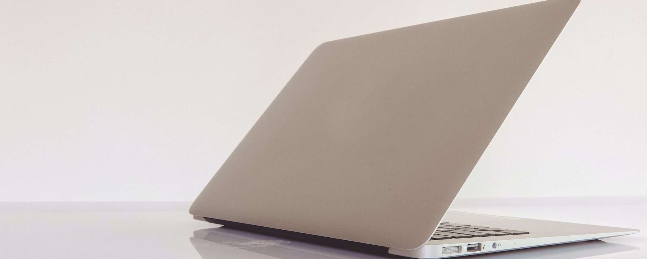 Mercato PC: le spedizioni mondiali sono in declino