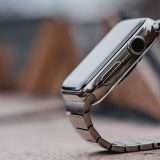 Apple Watch Pro avrà un display totalmente piatto