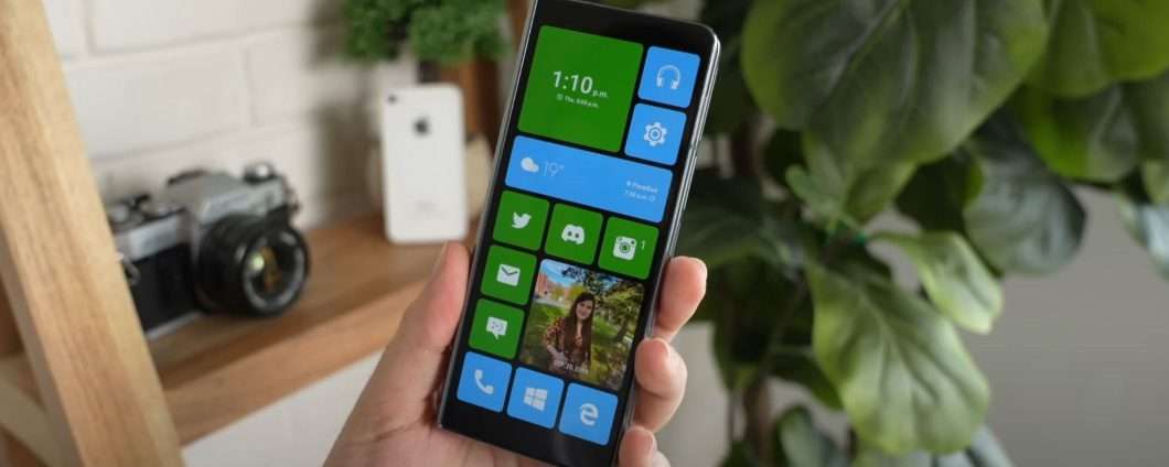 Il Galaxy Z Fold 4 trasformato in un Windows Phone è sorprendente