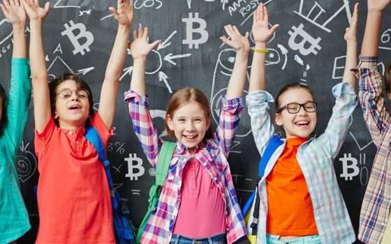 Bitcoin diventa una materia: la crypto potrebbe entrare nelle scuole