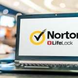 Elimina i virus informatici con Norton Antivirus Plus