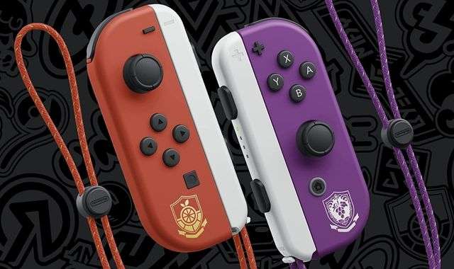 Nintendo Switch OLED Pokemon Scarlatto e Violetto bundle
