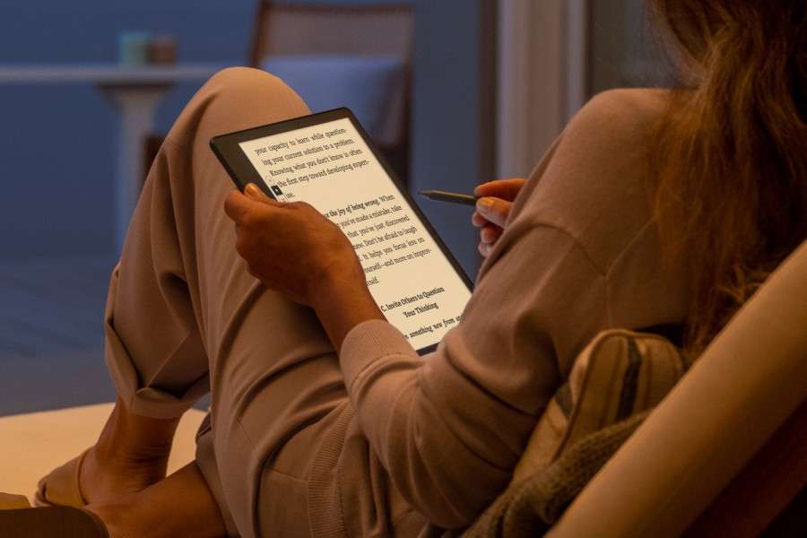 Amazon Kindle Scribe