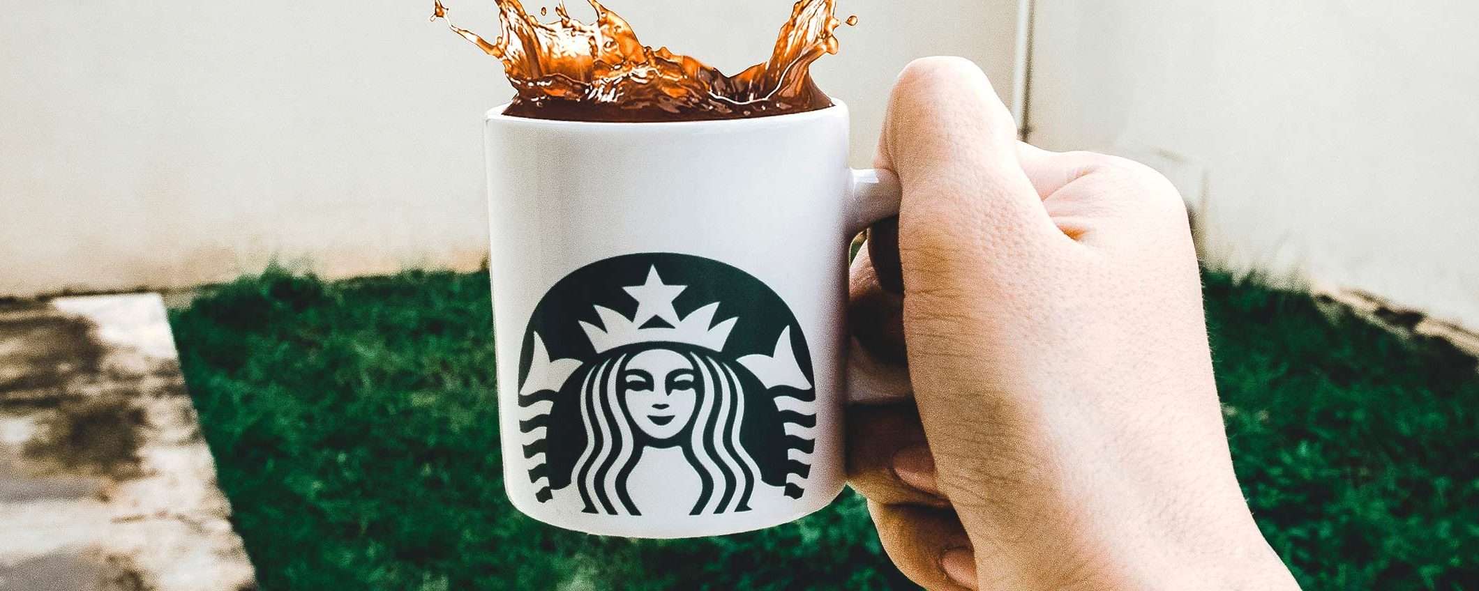 Starbucks, furto dati: violazione confermata