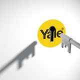 Yale, accordo con DHL: il corriere potrà entrare in casa