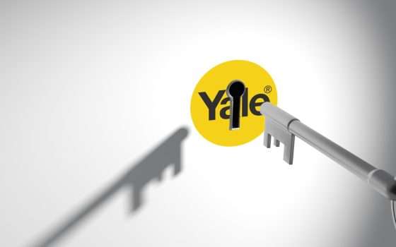 Yale, accordo con DHL: il corriere potrà entrare in casa