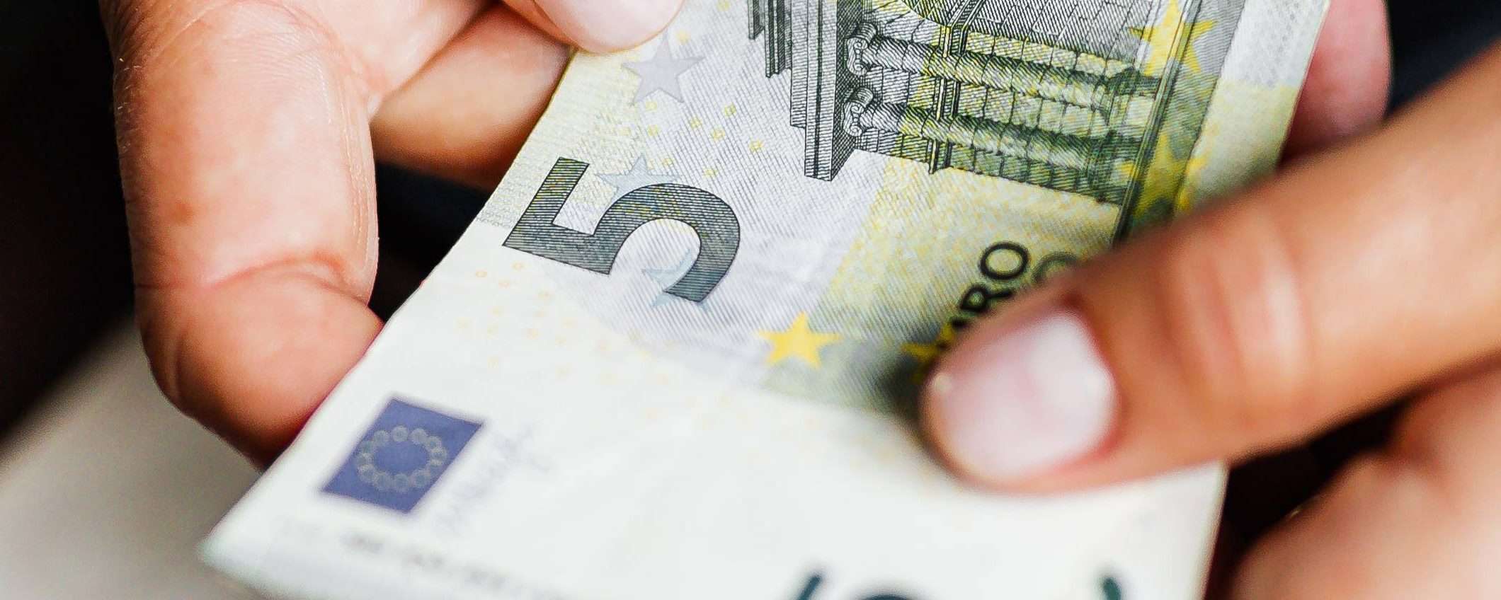 Scopri se Amazon ti regala un buono da 5 euro