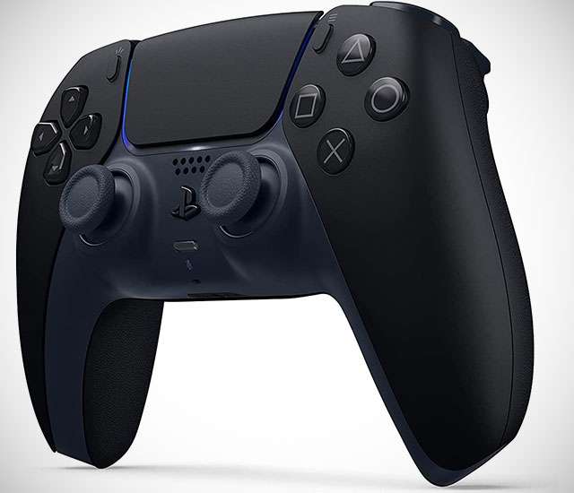 Il controller DualSense per PS5 nella colorazione Midnight Black