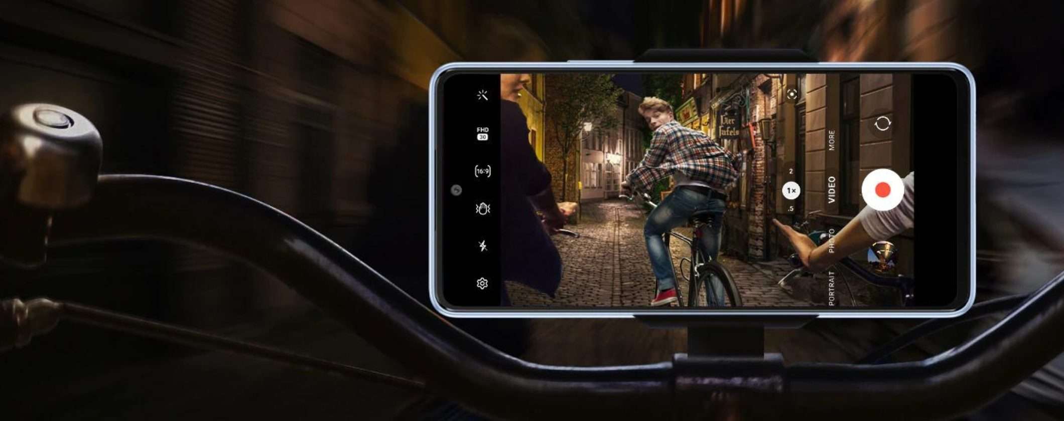 Samsung Galaxy A53: MINIMO STORICO per il Black Friday 2022