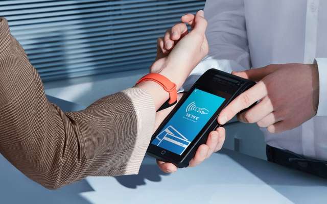 xiaomi-mi-smart-band-6-nfc
