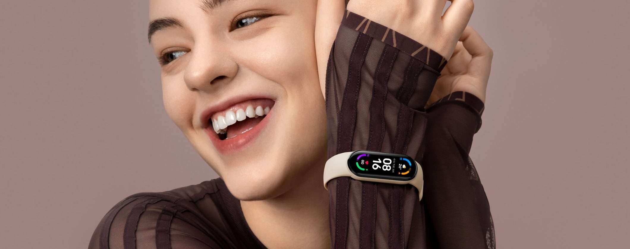 Xiaomi Mi Smart Band 6 (quasi) in REGALO al Black Friday 2022
