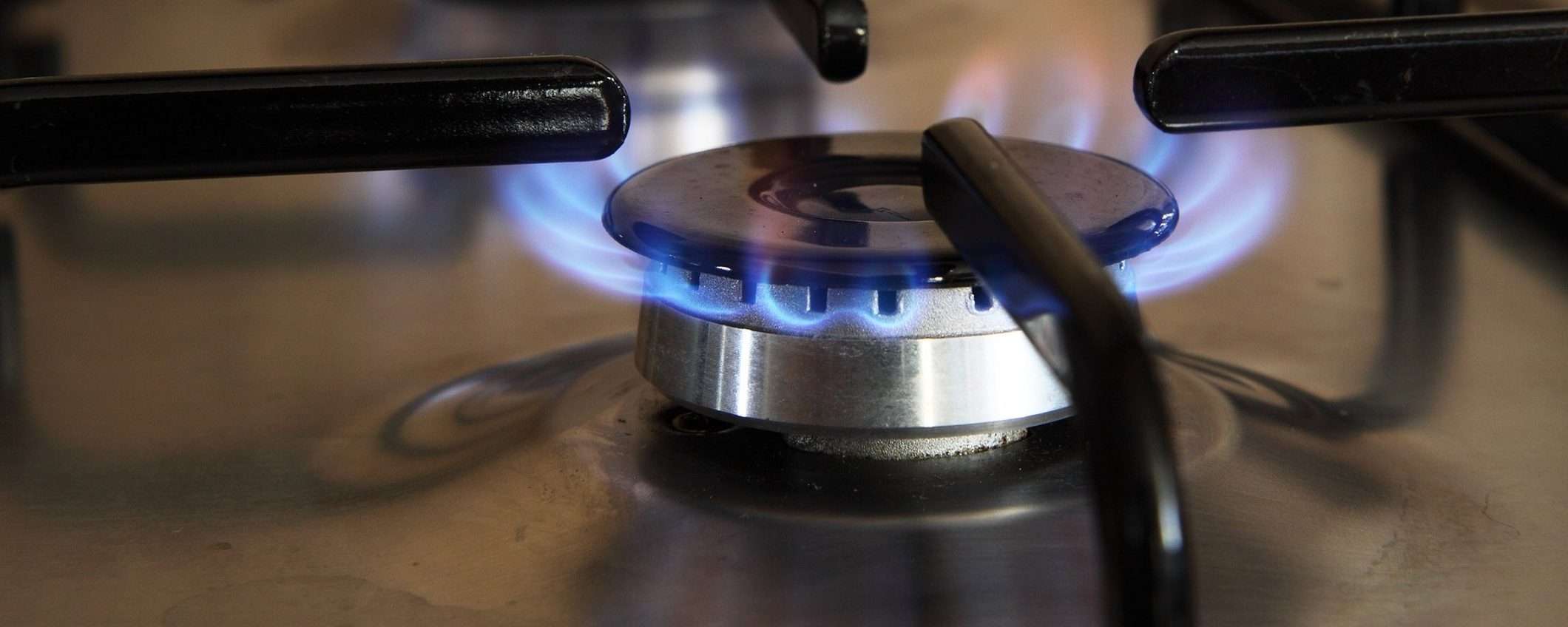 Elettricità e gas: aumenti consentiti dal Milleproroghe (update)