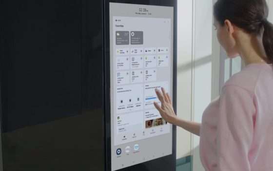 Samsung svela un frigorifero con schermo da 32 pollici