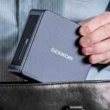 Un mostro di Mini PC: sconto 70€, consegna immediata