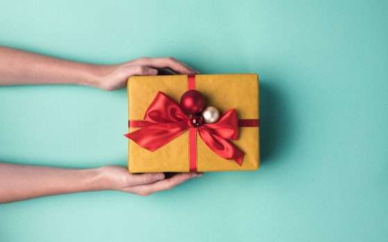 Il trucco per risparmiare a Natale: fino al 35% di cashback