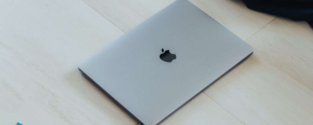MacBook Pro: primi modelli con OLED nel 2026