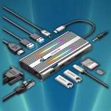 Con questo Hub USB 12-in-1 in offerta colleghi TUTTO (-30%)