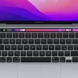 MacBook Pro 2022 con SSD 512GB: subito 150 euro di sconto su Amazon