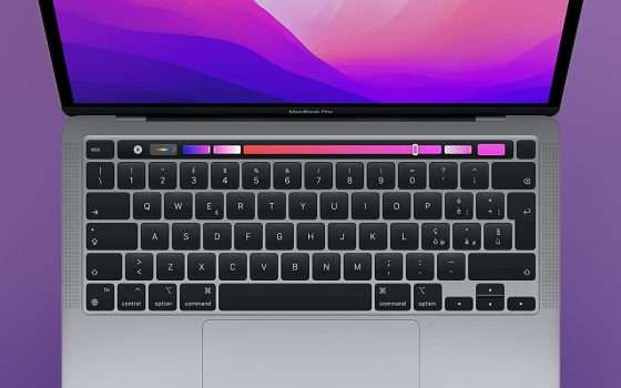 MacBook Pro 2022 con SSD 512GB: subito 150 euro di sconto su Amazon