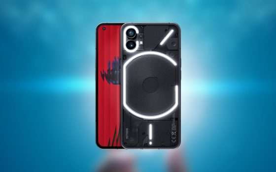 Nothing Phone (1) in offerta al minimo storico: risparmi 100 euro