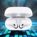 Apple AirPods 2: oggi prezzo REGALATO su Amazon