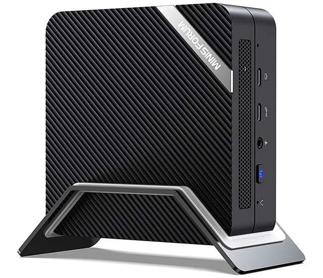 Minisforum Venus Series UM560: il Mini PC in verticale