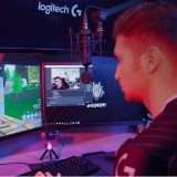 Webcam Logitech C922 + treppiede da tavolo a un prezzo davvero FOLLE