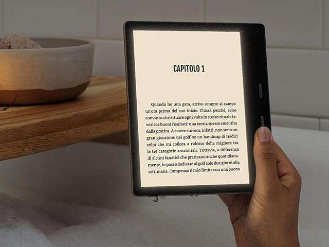 L'eBook reader Kindle Oasis di Amazon