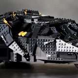 LEGO DC Batman: Batmobile Tumbler in super sconto