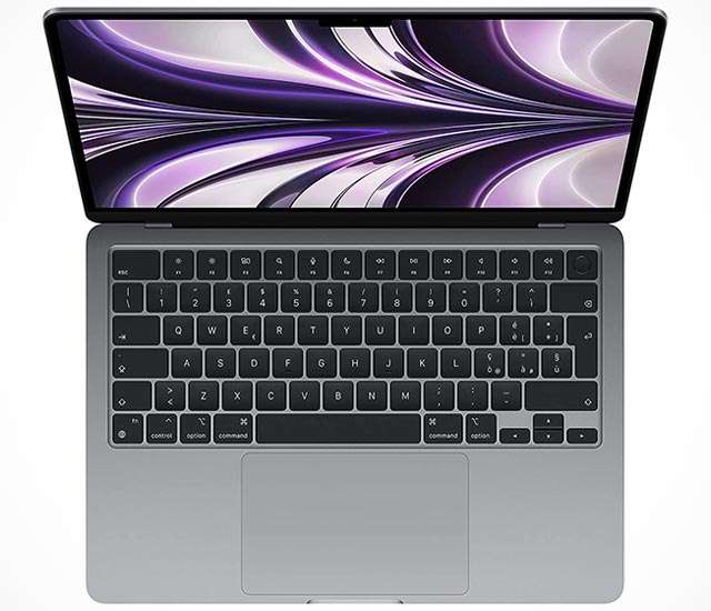 Il notebook MacBook Air M2 con Apple M2 nella colorazione Grigio siderale