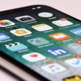 iPhone X: Apple avrebbe voluto un display microLED