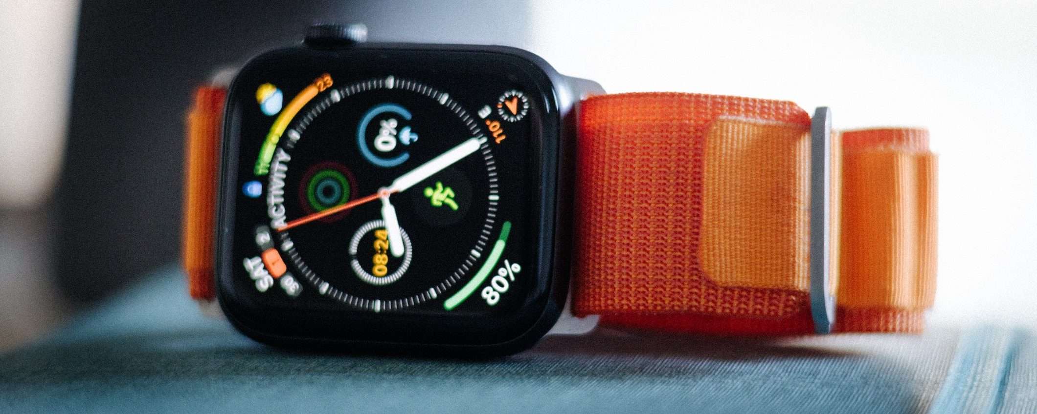 Apple Watch Ultra: il futuro modello con microLED