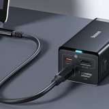 Questo caricabatterie 67W USB-C da tavolo ti libera dai cavi ingombranti (-55%)