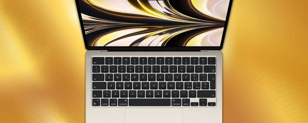MacBook Air 2022: risparmi quasi 300 euro su Amazon per prestazioni da sogno