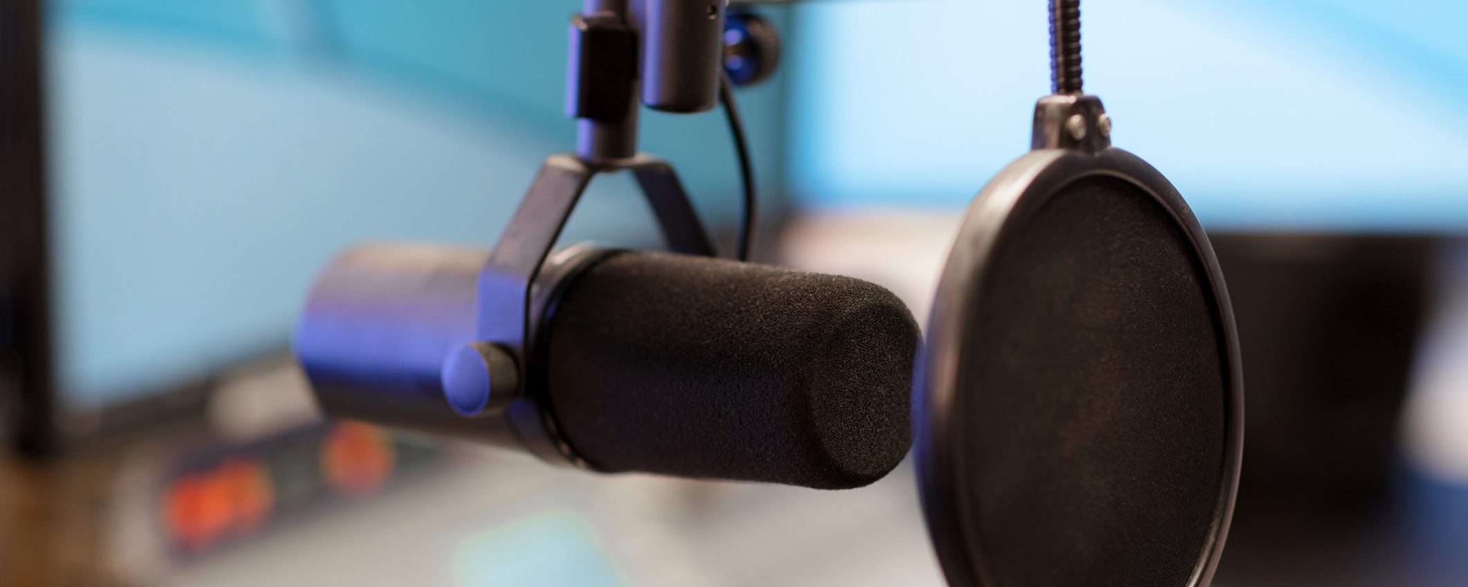 Crea il tuo podcast da zero: il corso Domestika a meno di 10€