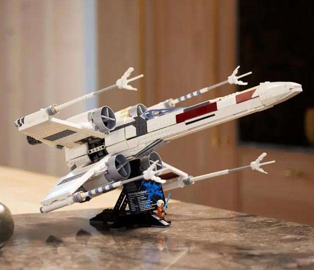 Il set LEGO Star Wars 75355: X-Wing Starfighter in arrivo il 4 maggio