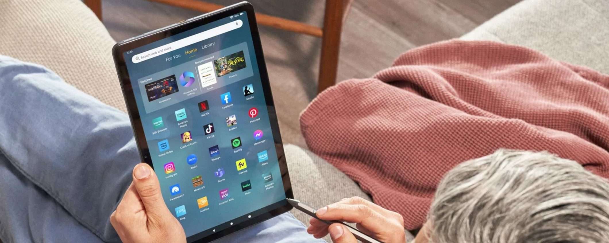 Amazon Fire Max 11: tablet con tastiera e stilo