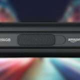 Questa chiavetta USB da 256GB di Amazon è velocissima e costa poco