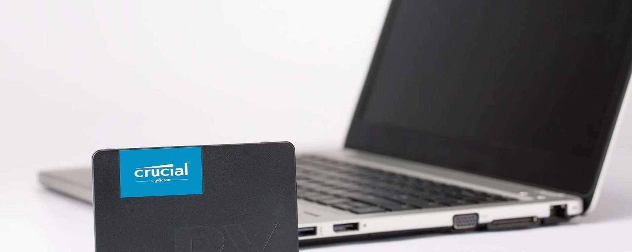 Crucial BX500, SSD da 240 GB a meno di metà prezzo su eBay