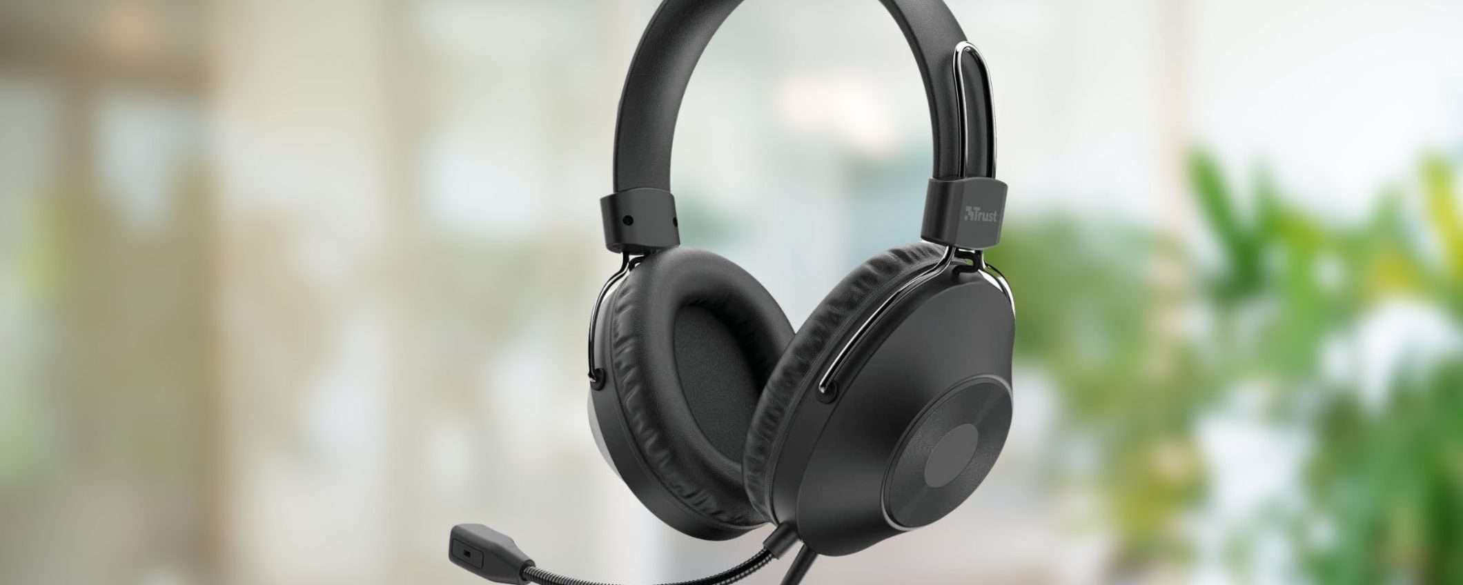 Cuffie professionali USB con microfono a meno di 20 euro su Amazon