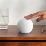 Con Echo Dot 5 dai vita alla tua Smart Home: in offerta a meno di 40€