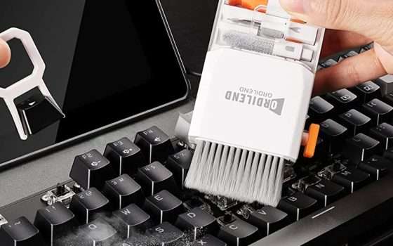 PC e telefono splendenti con questo kit di pulizia 10-in-1 in offerta