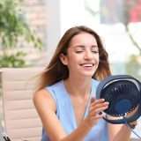 Caldo in arrivo: rinfrescati con questo ventilatore USB in offerta