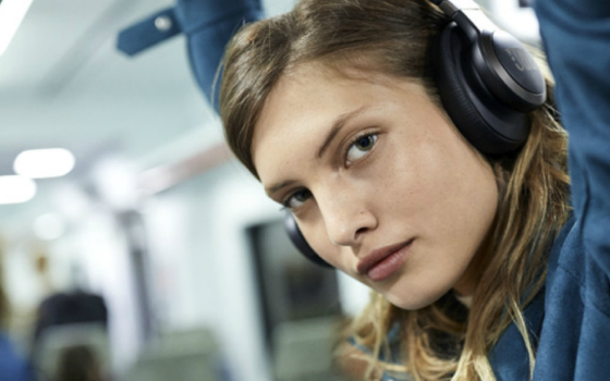 50 ORE di musica NO-STOP con le Cuffie on-ear wireless SUPERSCONTATE!