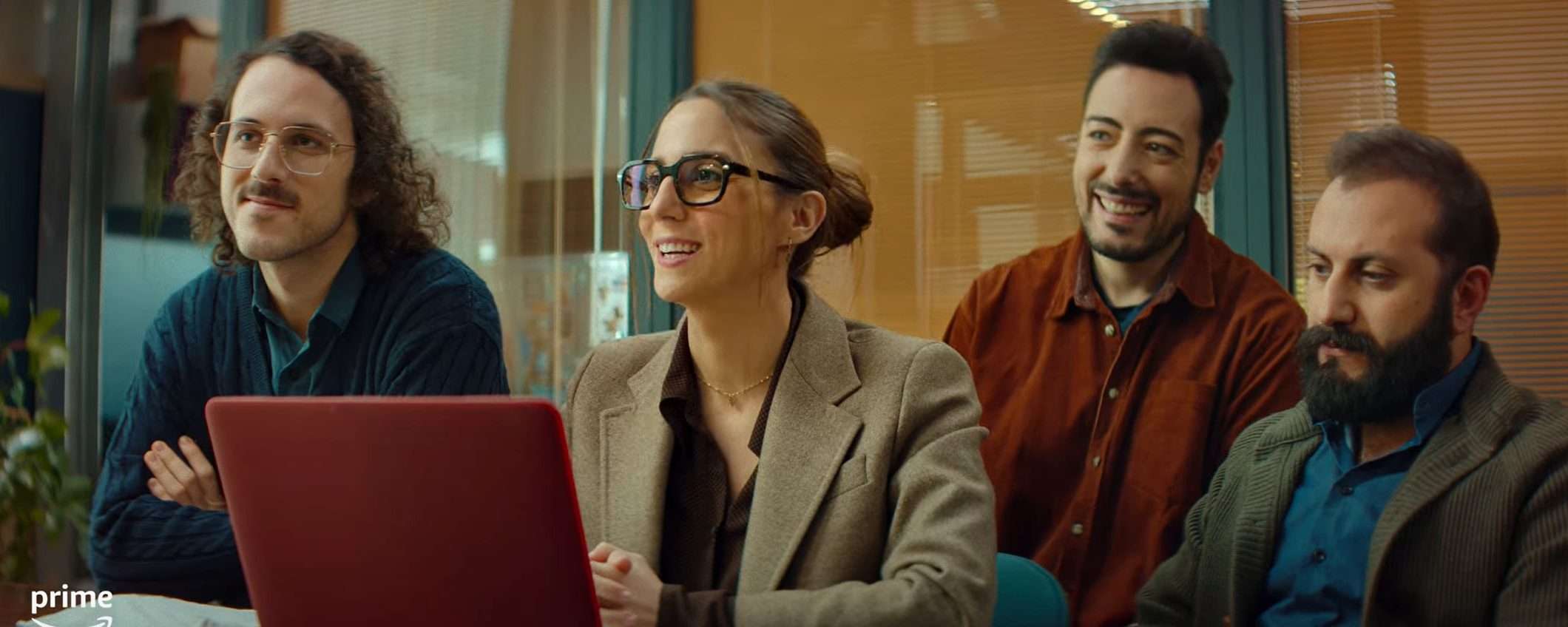 Pesci Piccoli, una serie The Jackal: trailer e uscita