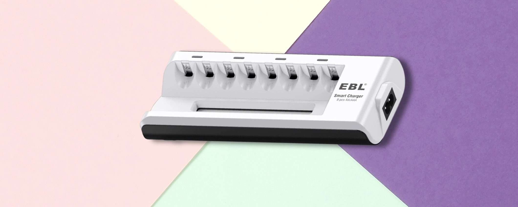 Caricabatterie ma per PILE: 8 slot per non rimanere mai senza (11€)
