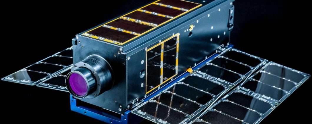 Moonlighter: primo satellite per test di hacking