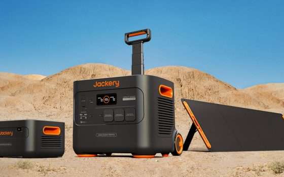 Jackery Solar Generator 2000 Plus, 3000W di potenza e uno sconto da 699€