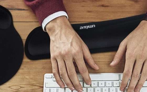 Tappetino mouse ergonomico a prezzo STRACCIATO su Amazon