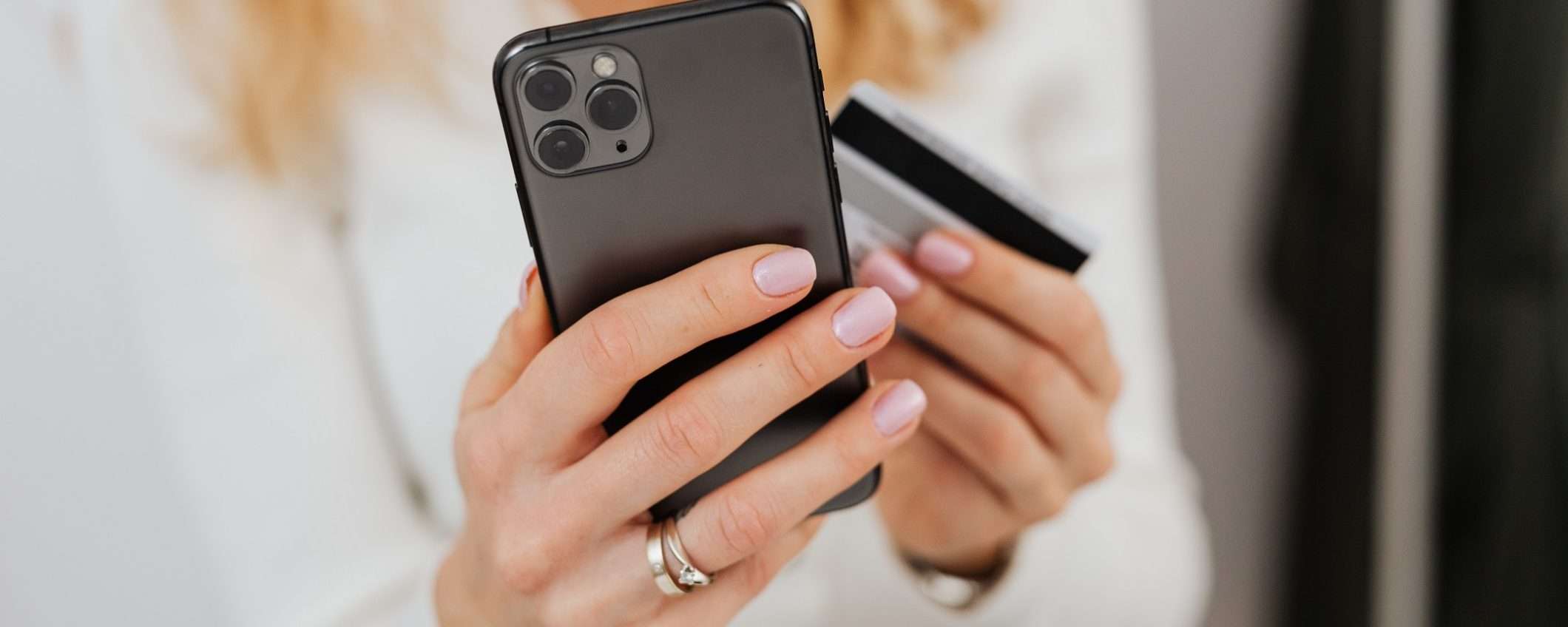 Carta di credito senza aprire un nuovo conto: come averla a zero spese